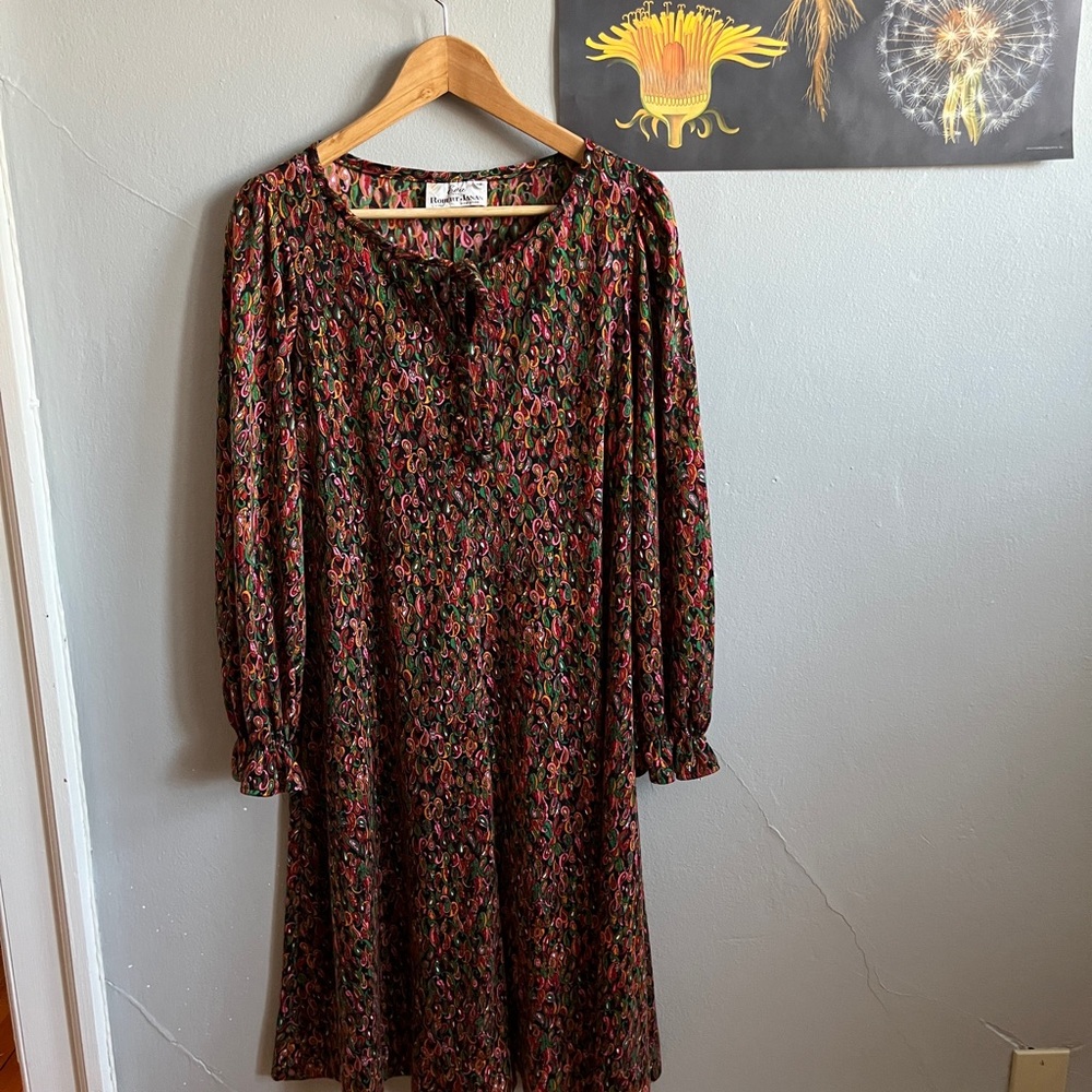 Floral Paisley Long-Sleeve 70s Vintage Dress